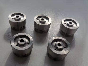 Niobium machined parts